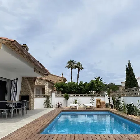 Casa Tranquila En Sant Marti D'empuries Con Piscina Y Jardin - Hisp-7-81